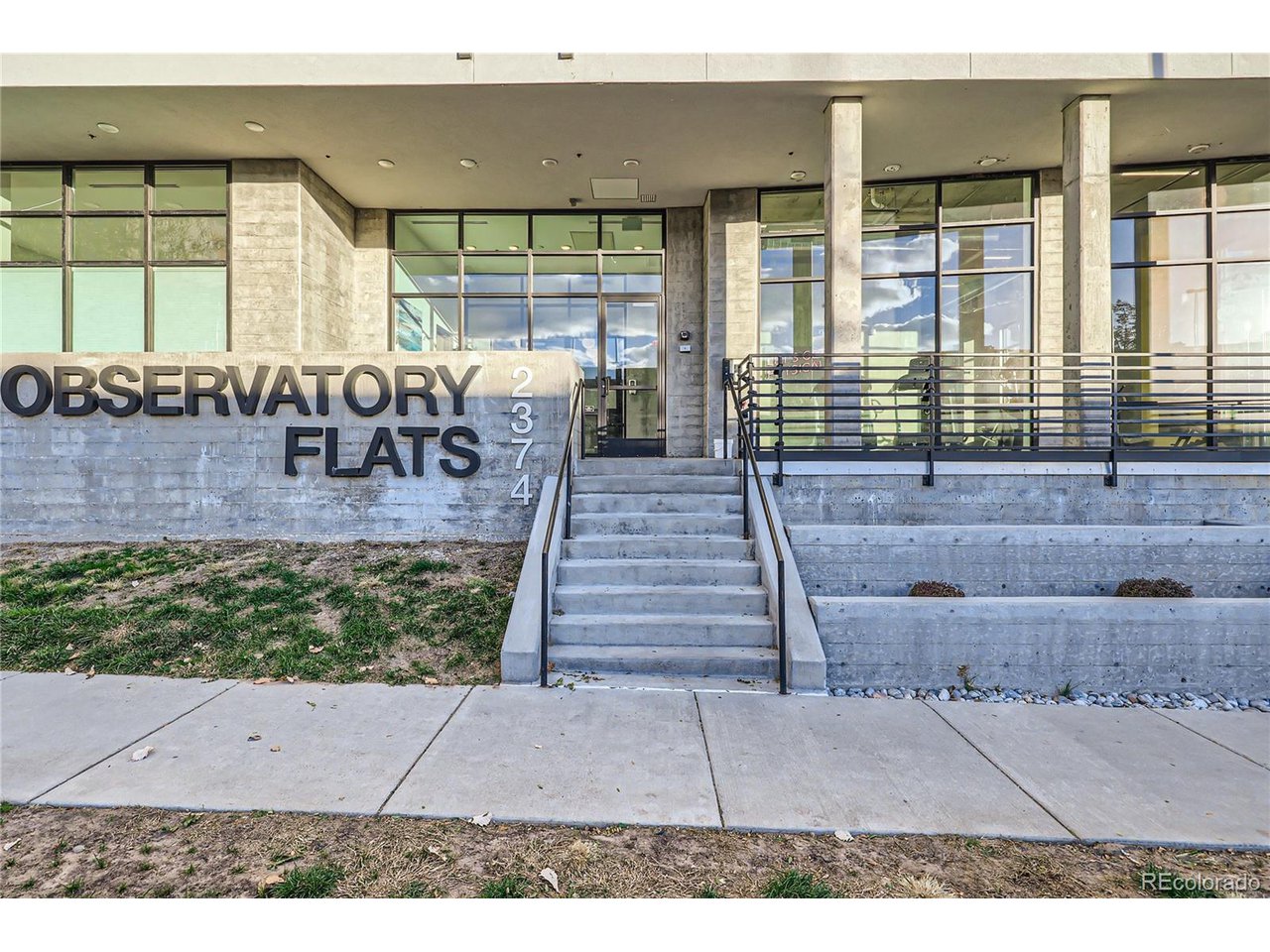 Photo of 2374 S University Blvd #303 Denver CO 80210