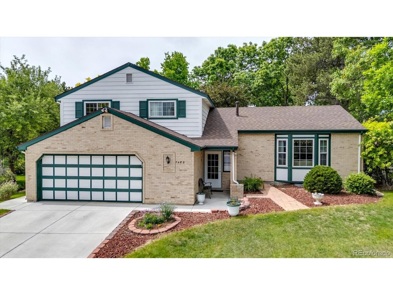 Photo of 7482 W Peakview Ave Littleton CO 80123