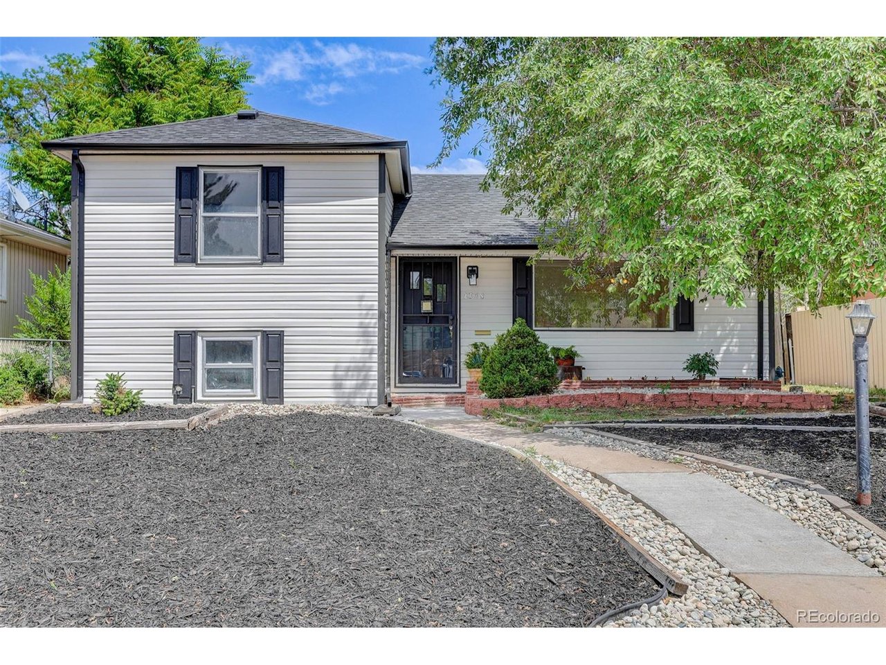Photo of 2348 Nome St Aurora CO 80010