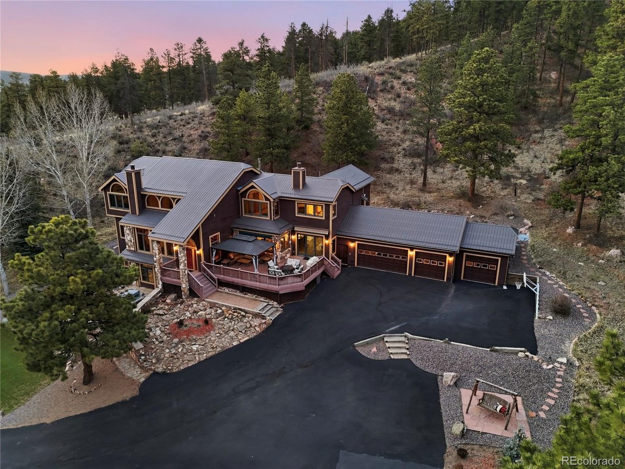 Photo of 580 Sunny Glen Ct Woodland Park CO 80863