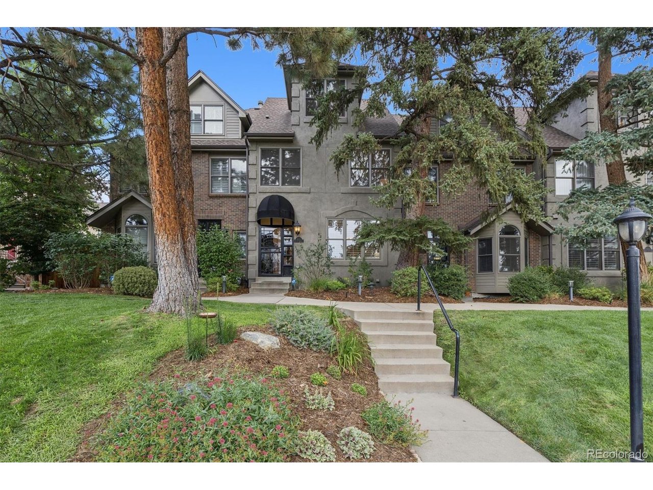 Photo of 122 Jackson St Denver CO 80206