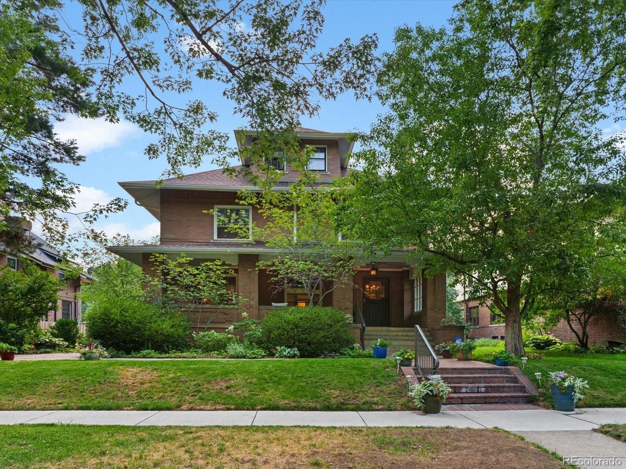Photo of 661 N Franklin St Denver CO 80218