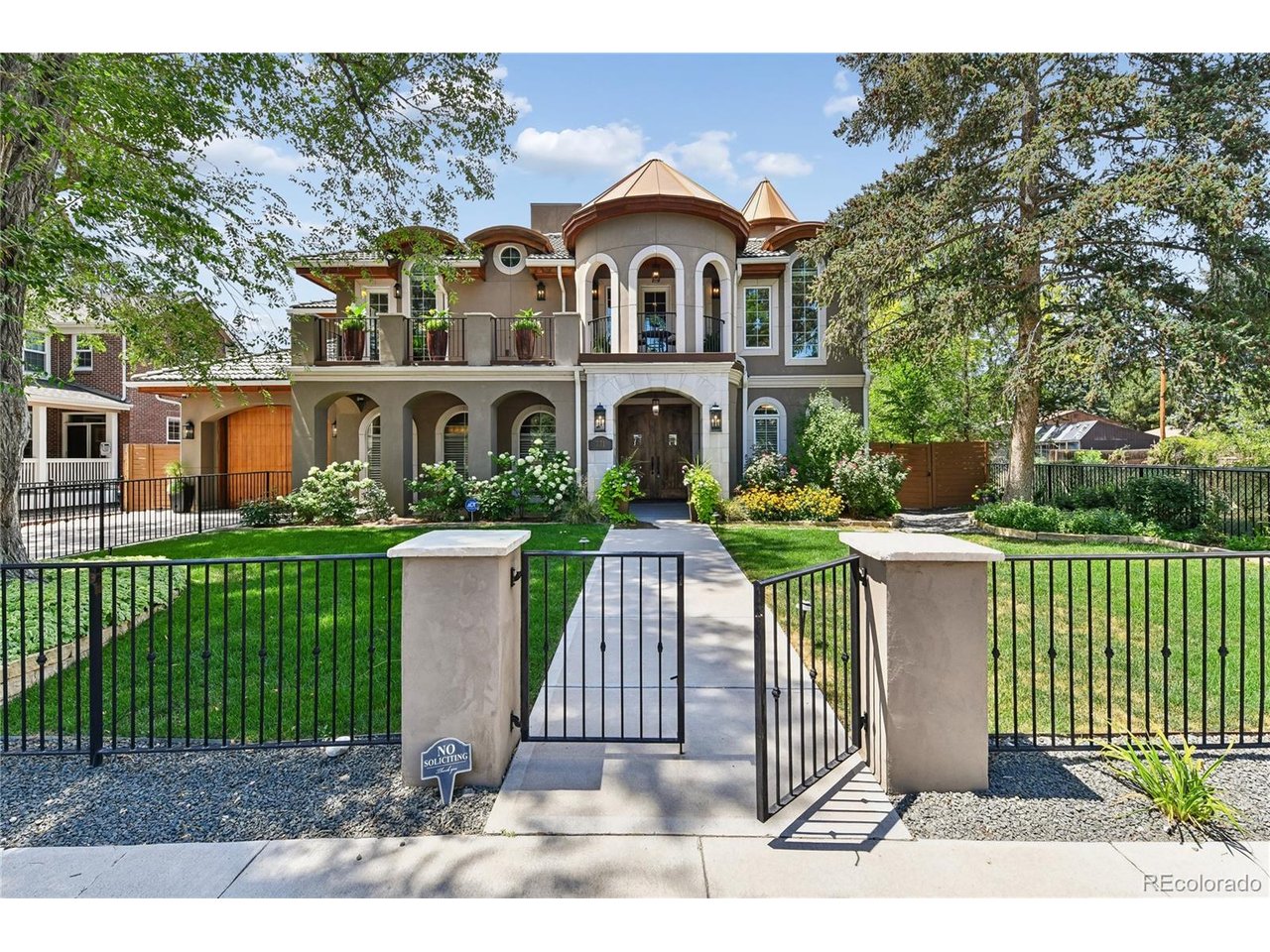 Photo of 771 Jasmine St Denver CO 80220