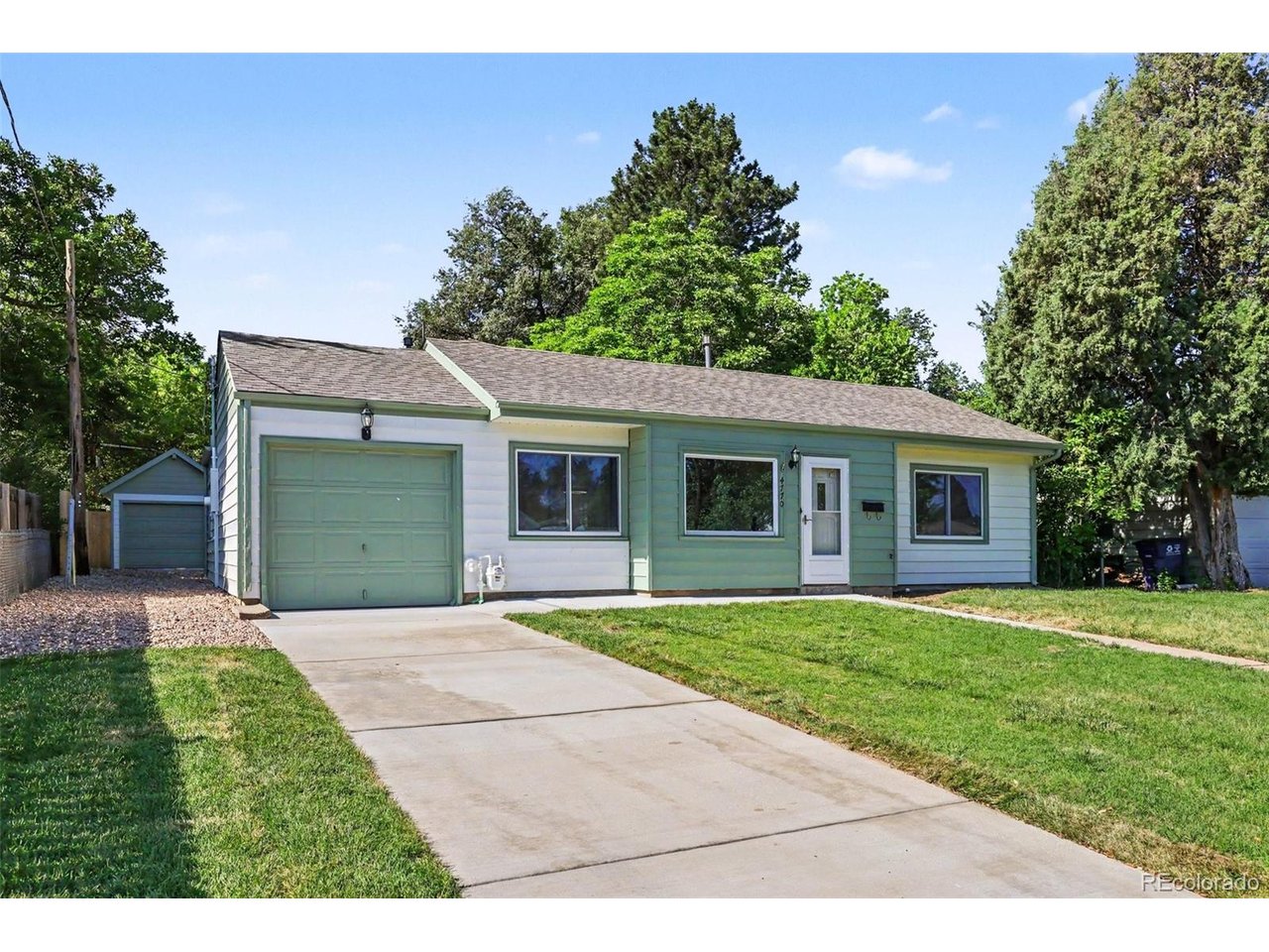 Photo of 4770 E Amherst Ave Denver CO 80222