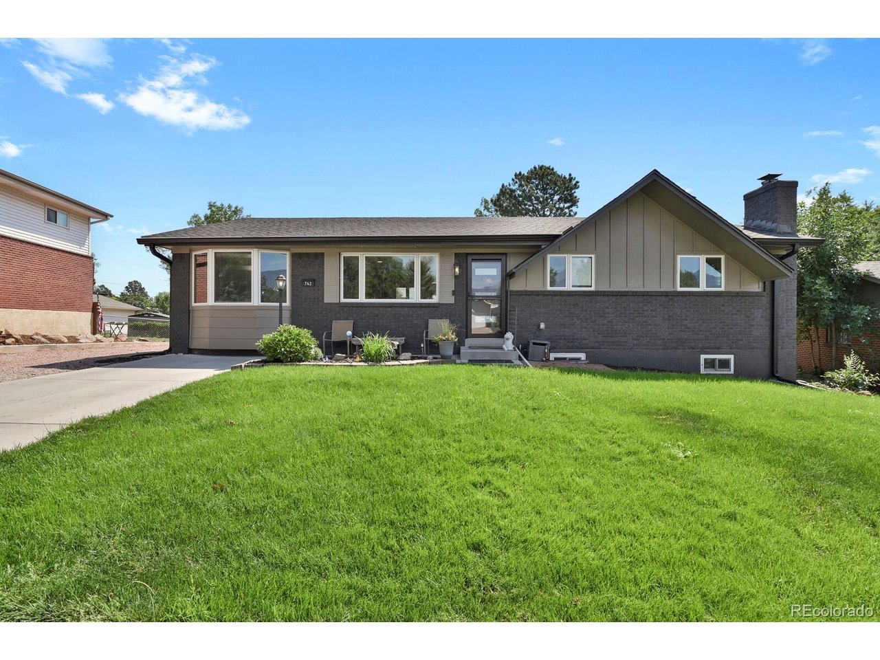 Photo of 742 Ellston St Colorado Springs CO 80907