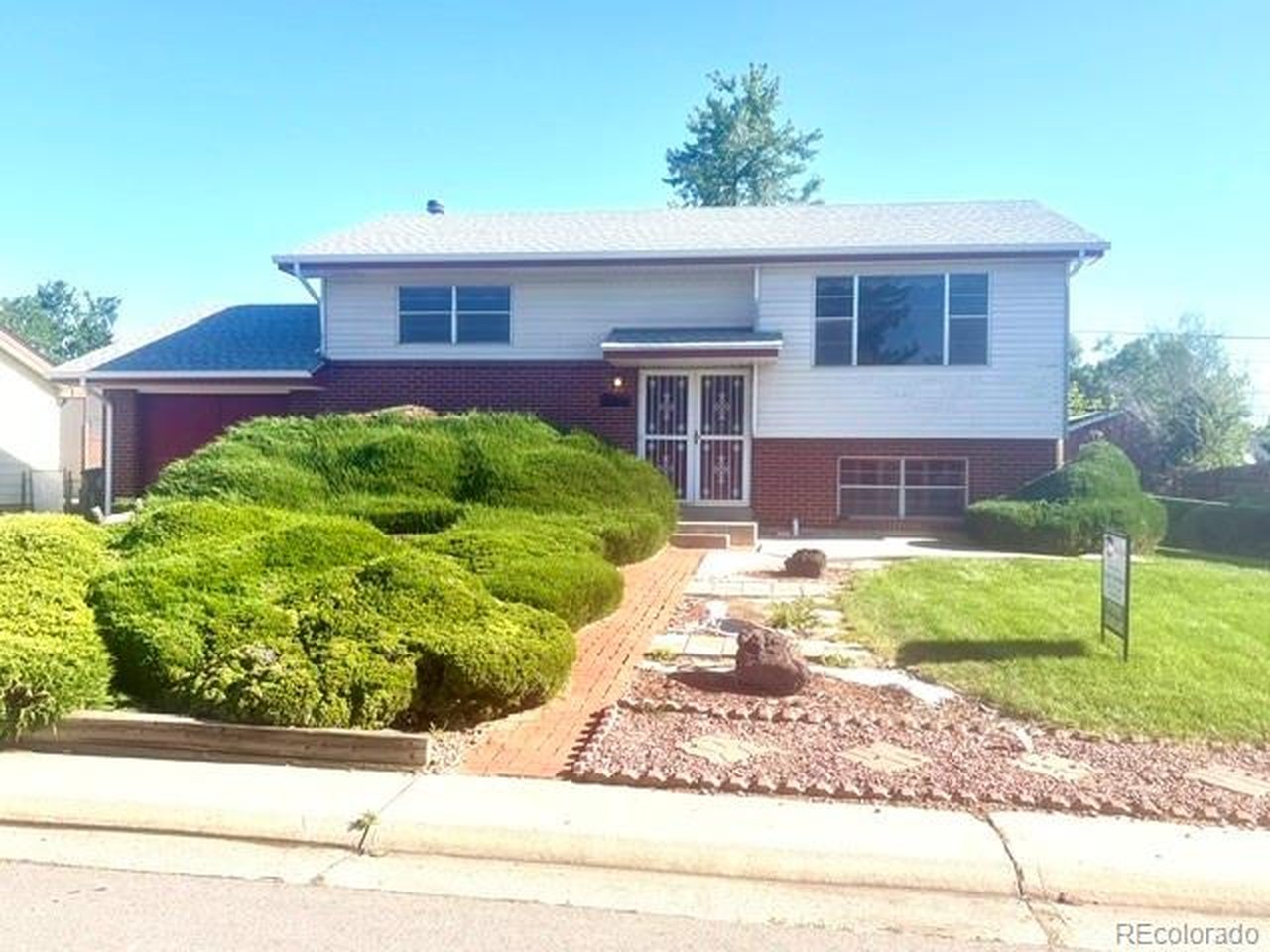 Photo of 1461 Phillips Dr Denver CO 80233