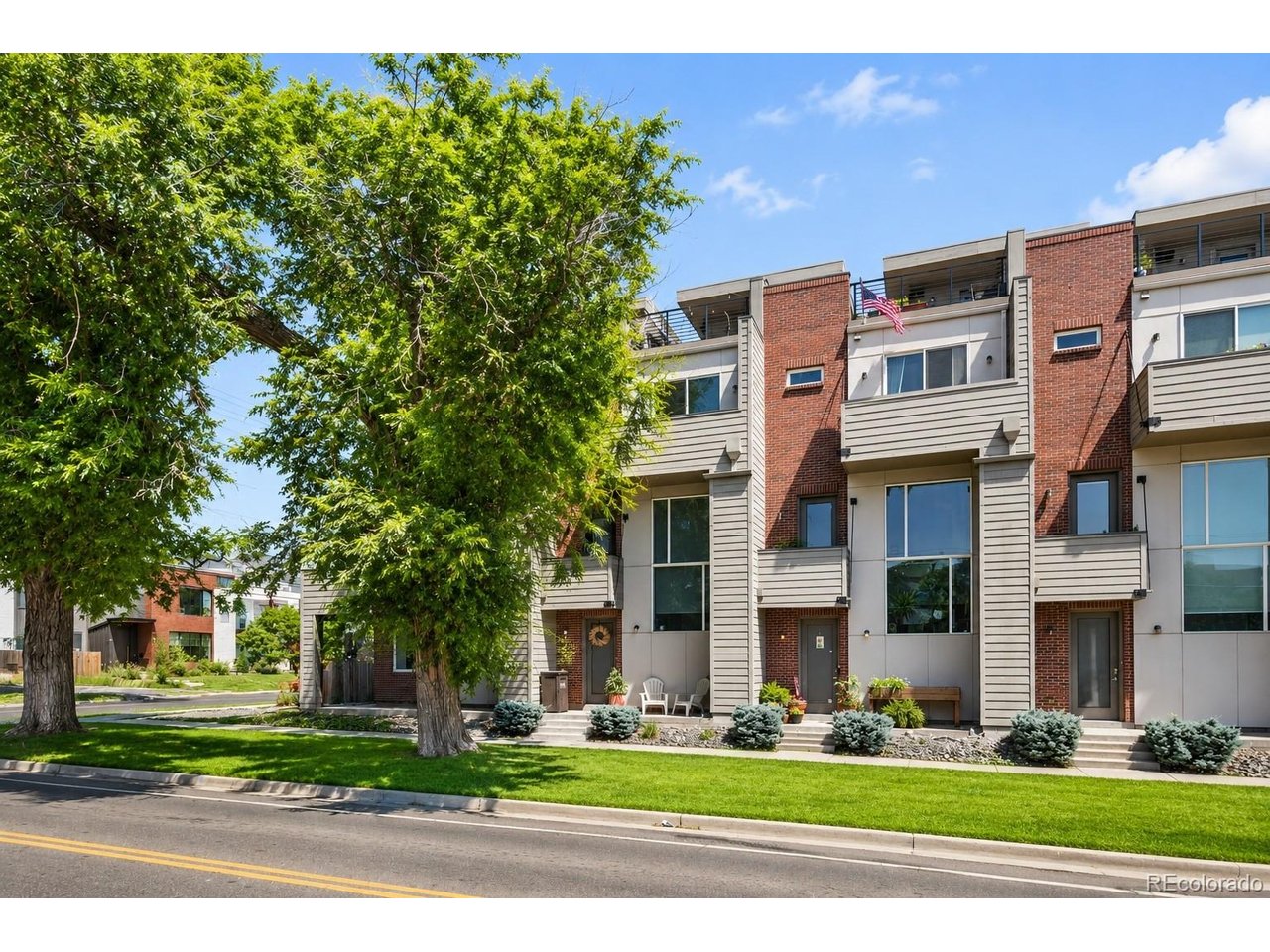 Photo of 3295 W 17th Ave Denver CO 80204