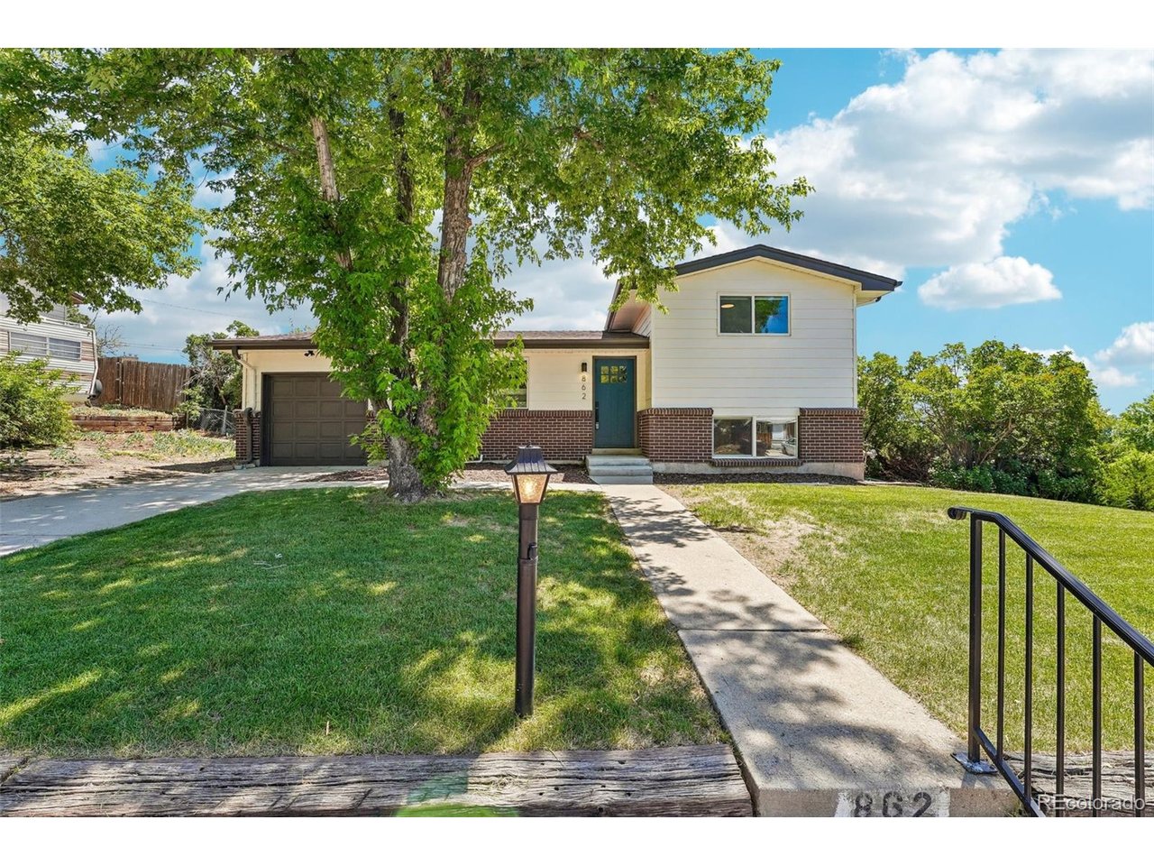 Photo of 862 S Simms St Lakewood CO 80228