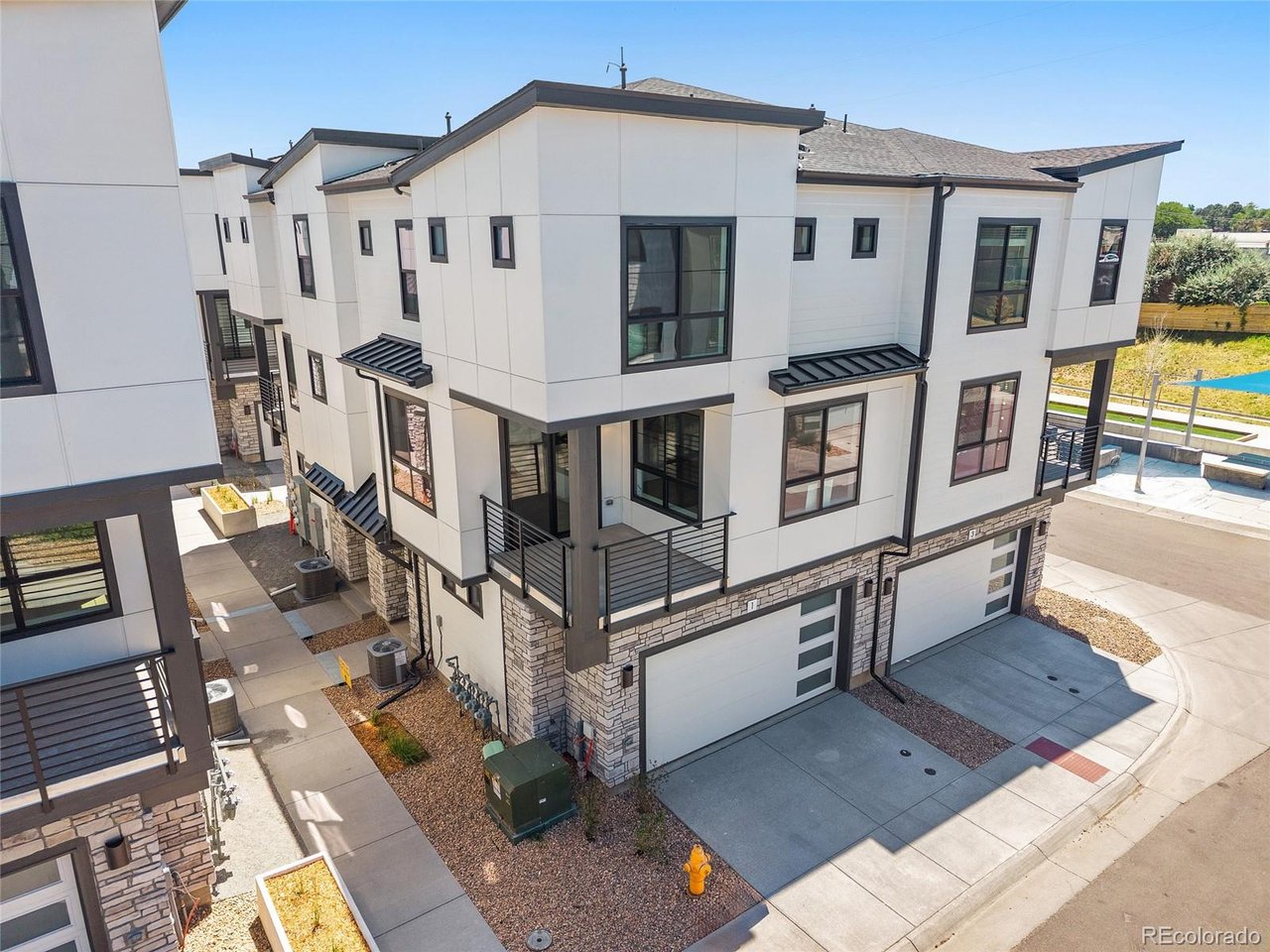 Photo of 2062 S Holly St #1 Denver CO 80222