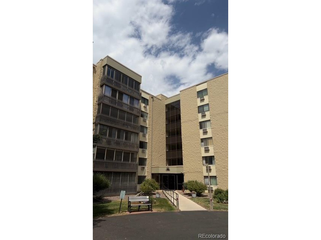 Photo of 13661 E Marina Dr #204 Aurora CO 80014