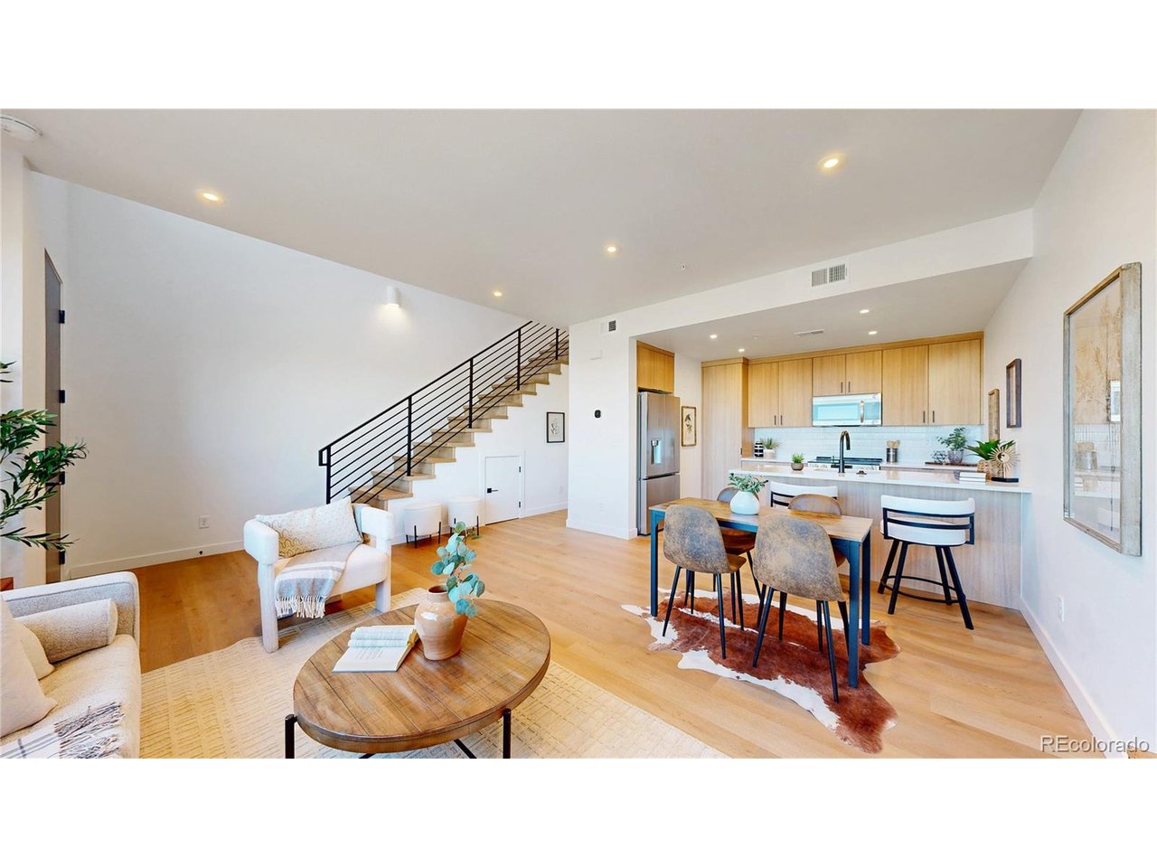 Photo of 933 Edge Cir Longmont CO 80501