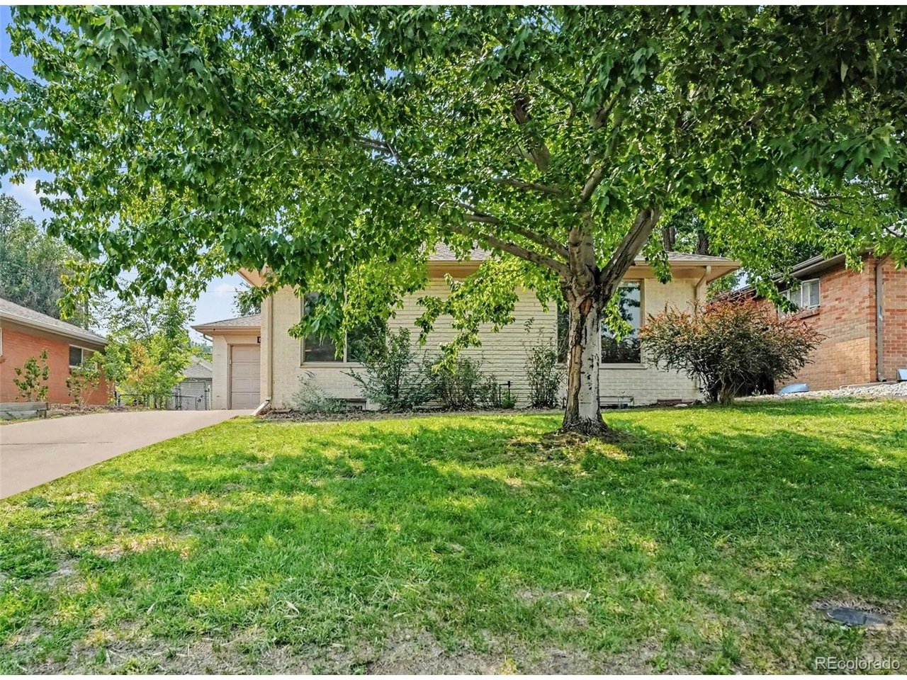 Photo of 351 S Jasmine St Denver CO 80224
