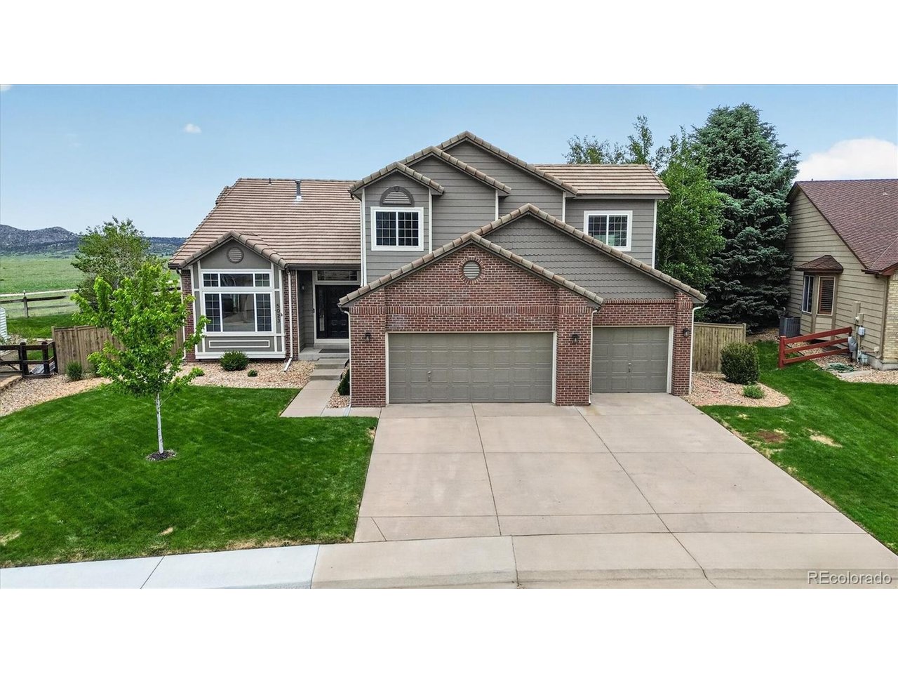 Photo of 5023 Mountain Meadow Trl Castle Rock CO 80109