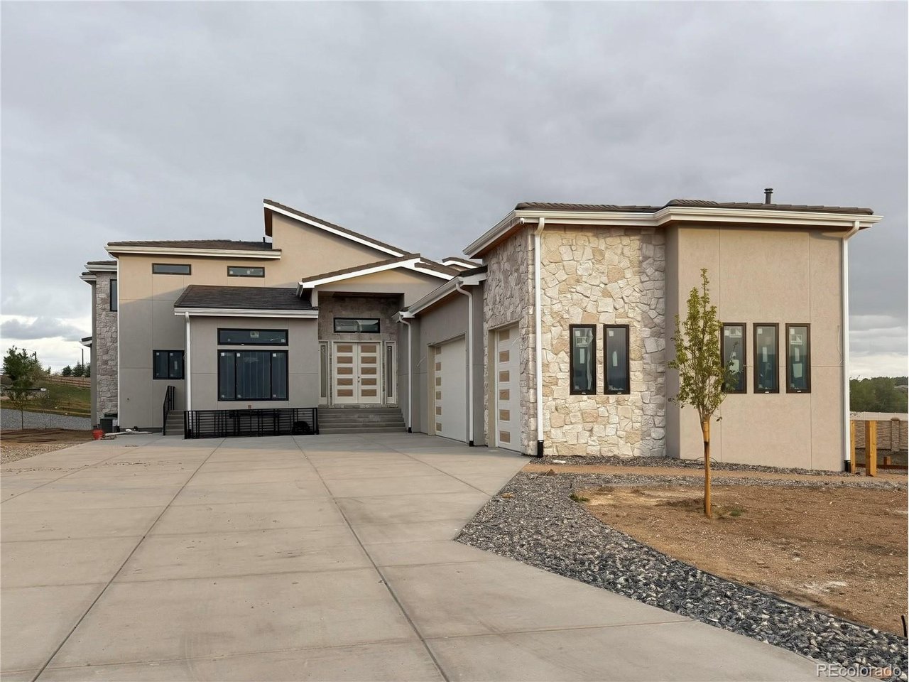 Photo of 6735 S Flanders Ct Centennial CO 80016