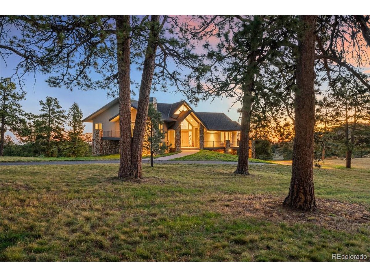 Photo of 20682 Falcon Wing Rd Indian Hills CO 80454
