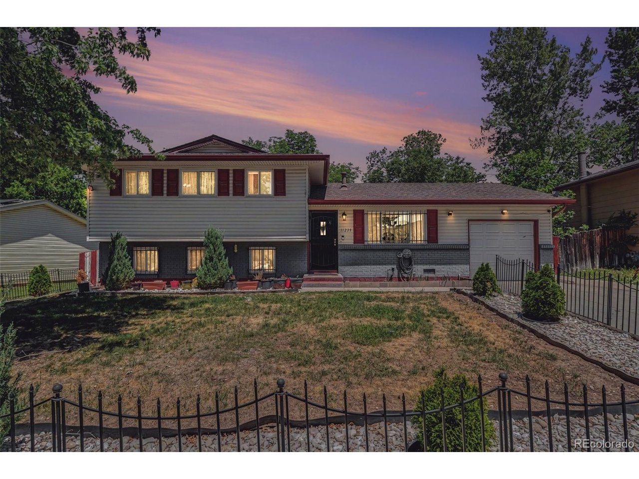 Photo of 11239 E Center Ave Aurora CO 80012