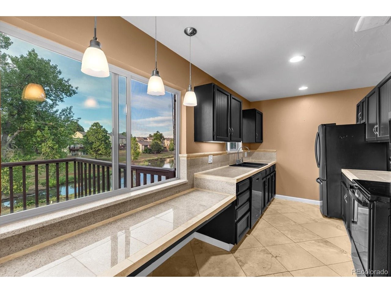 Photo of 4663 W Ponds Cir Littleton CO 80123