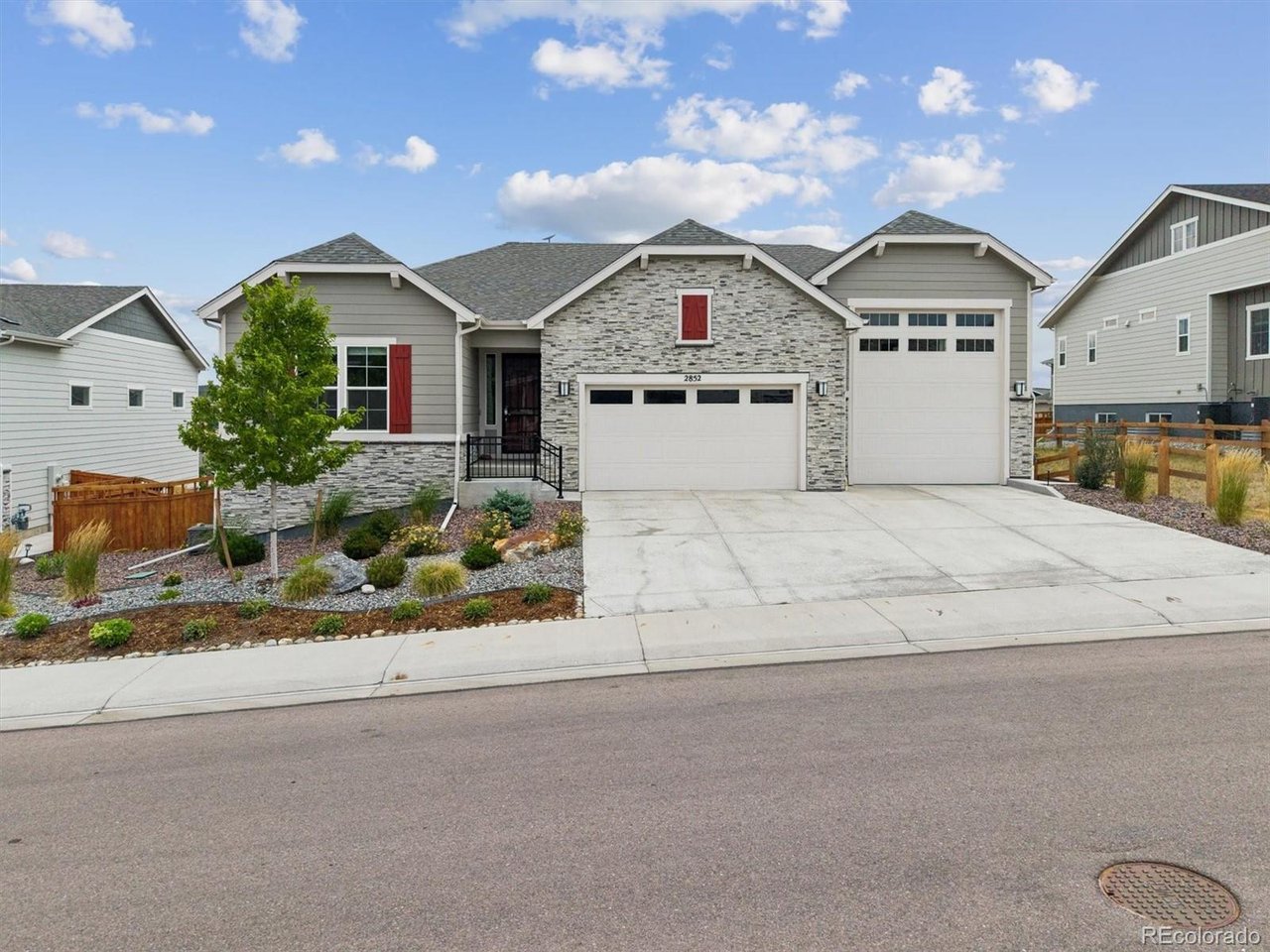 Photo of 2852 Morningbird Ln Castle Rock CO 80109