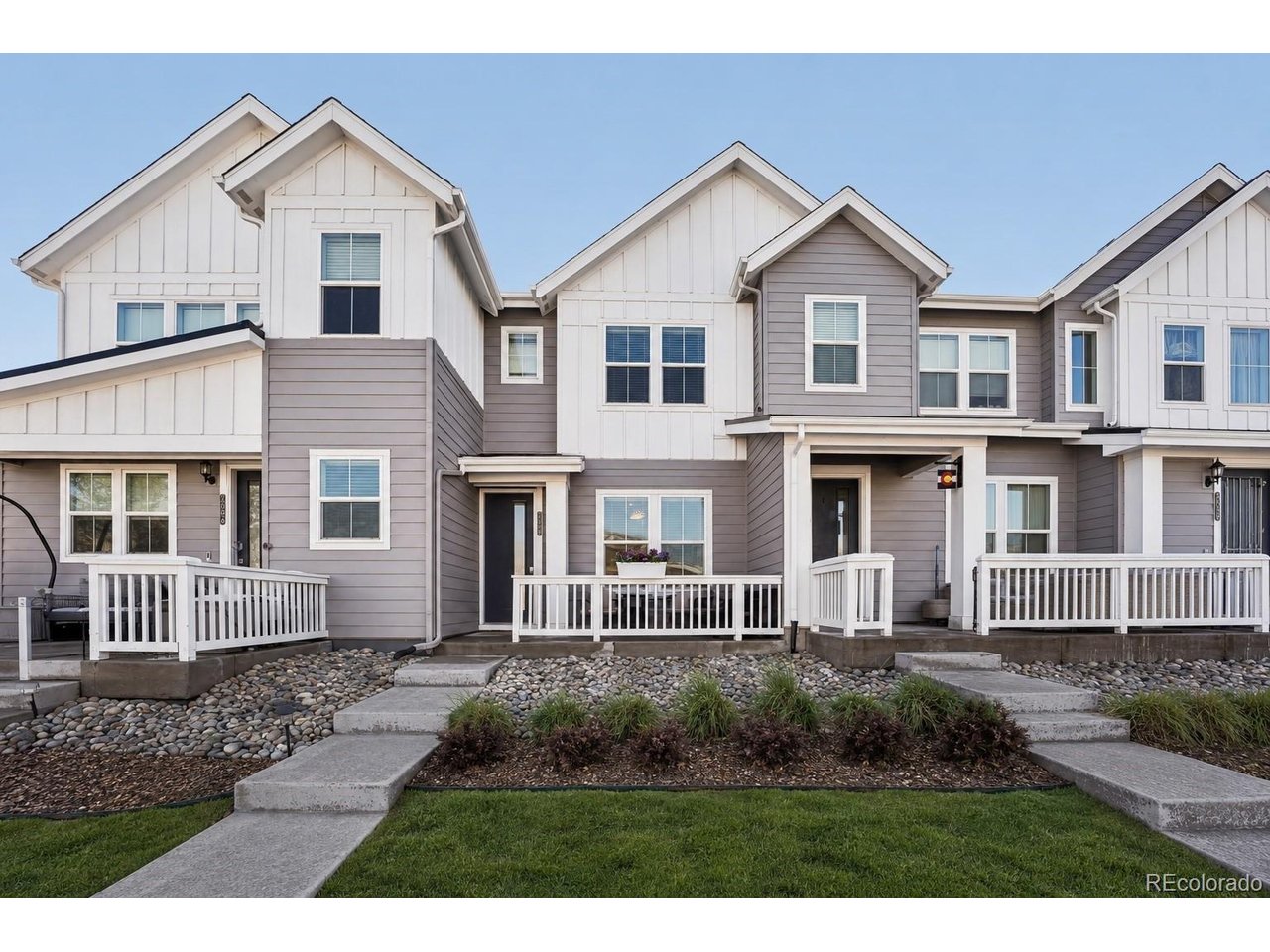 Photo of 2092 S Upham Way Denver CO 80227