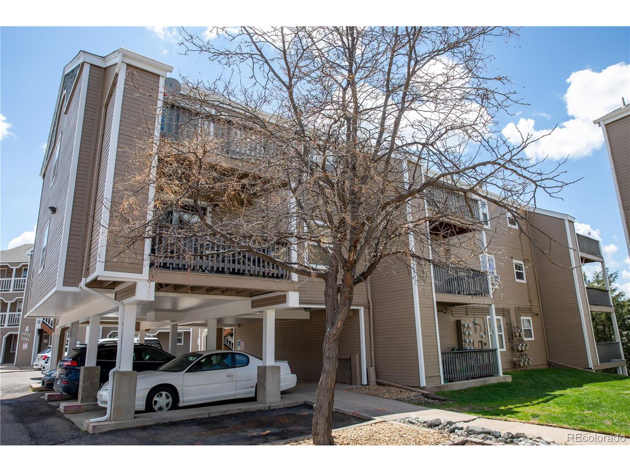 Photo of 1261 S Gilbert St #202 Castle Rock CO 80104