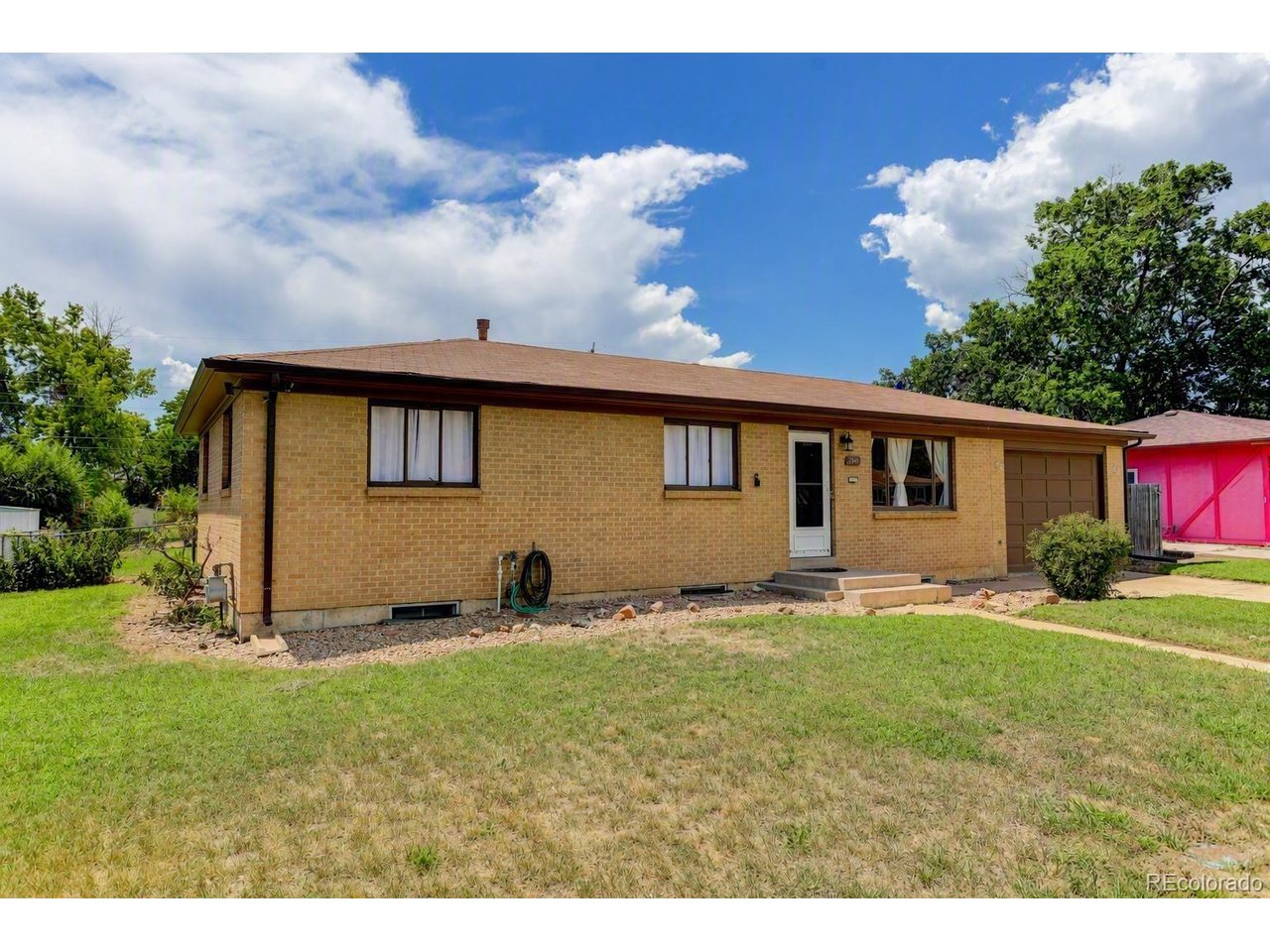 Photo of 2940 W Saratoga Ave Englewood CO 80110