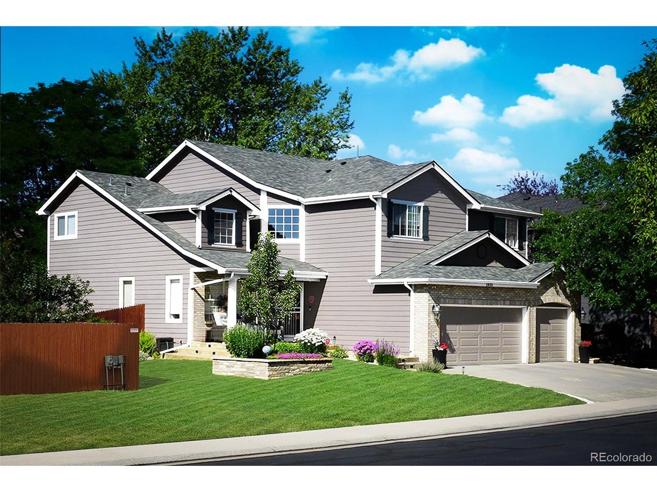Photo of 2833 S Fig St Lakewood CO 80228