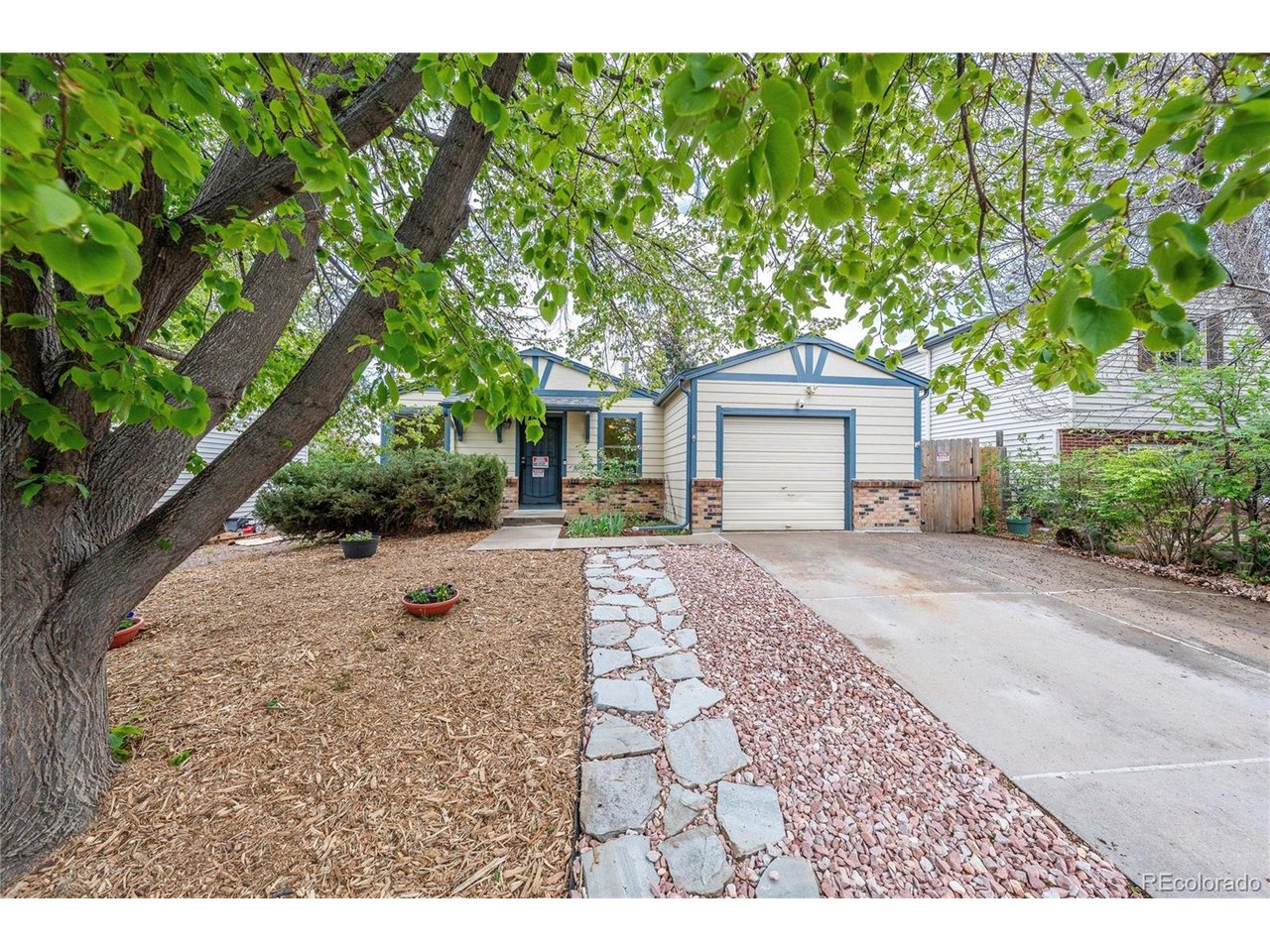Photo of 4790 S Quintero Cir Aurora CO 80015