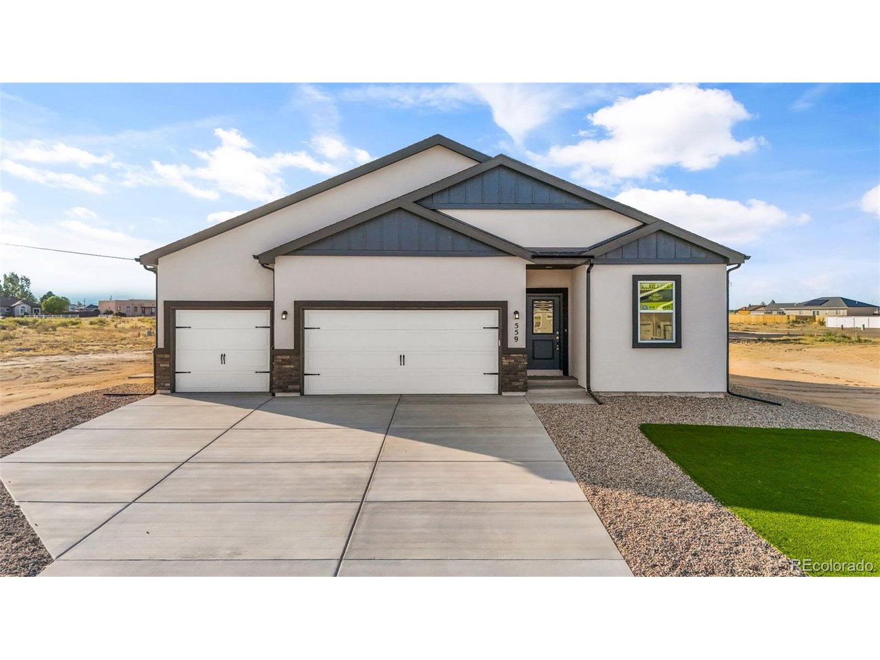 Photo of 559 E Bayview Dr Pueblo West CO 81007