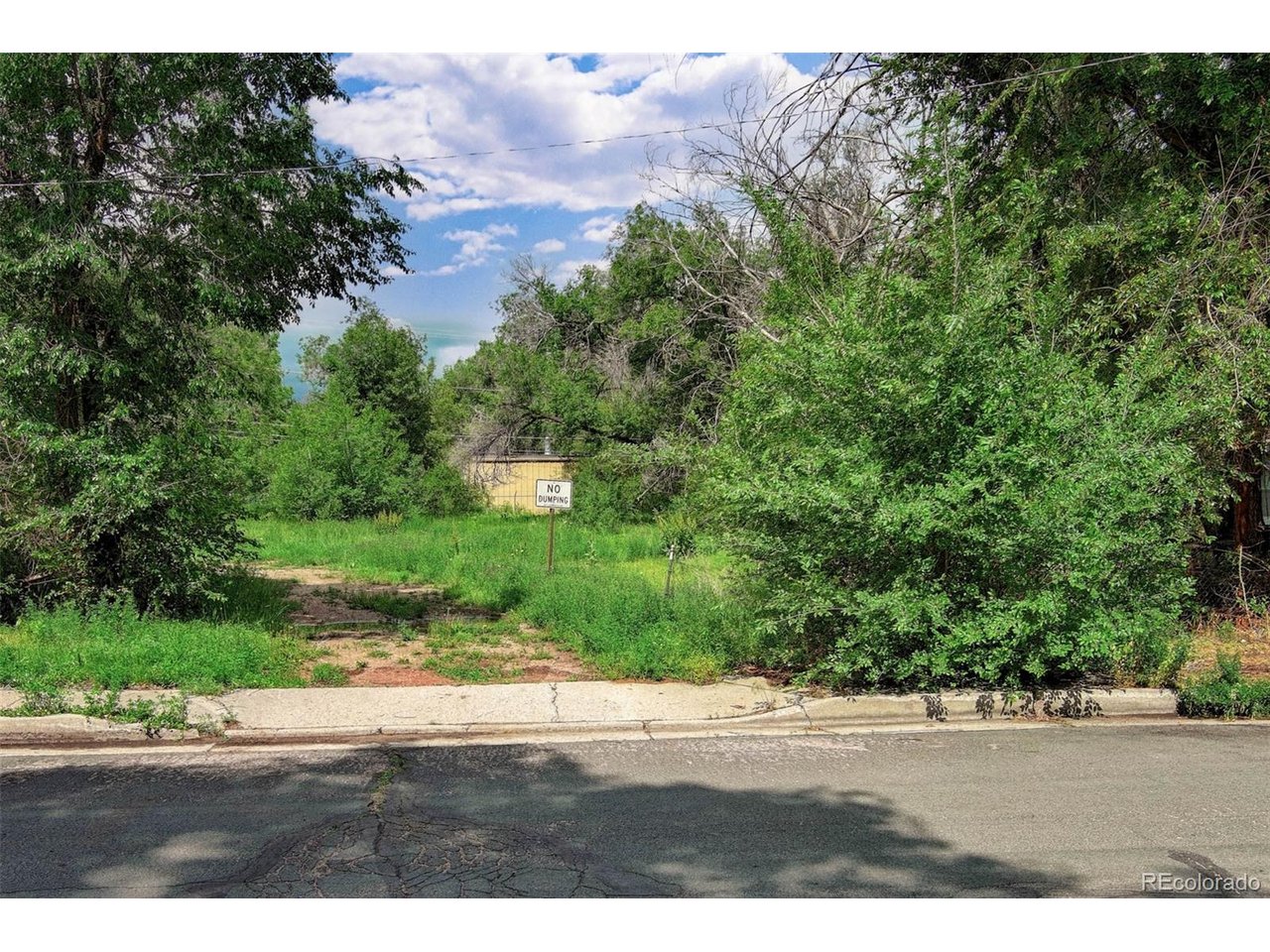 Photo of 508 Sunset Rd Colorado Springs CO 80909
