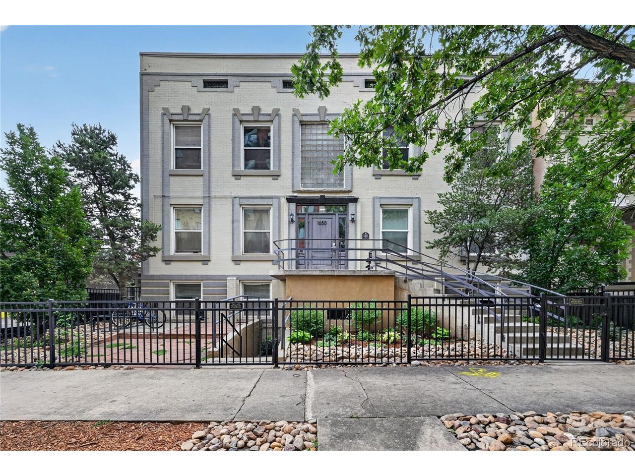 Photo of 1650 N Pearl St #11 Denver CO 80203