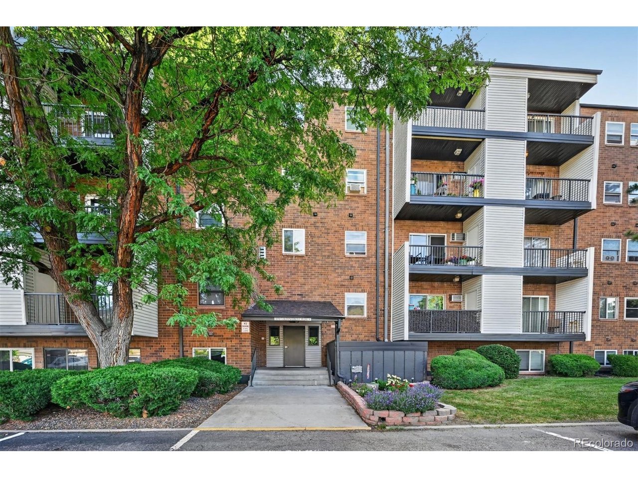 Photo of 1250 Golden Cir #409 Golden CO 80401