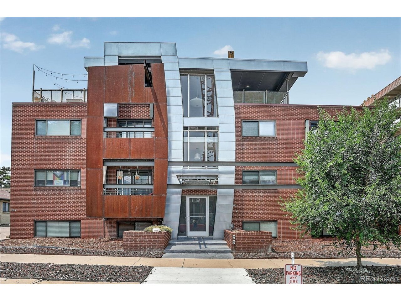Photo of 75 N Emerson St #106 Denver CO 80218
