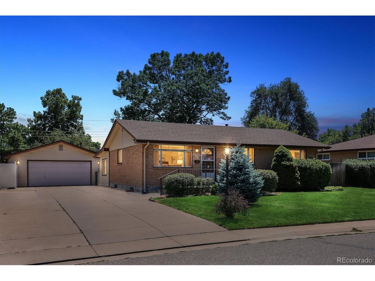 Photo of 2922 W Layton Ave Englewood CO 80110