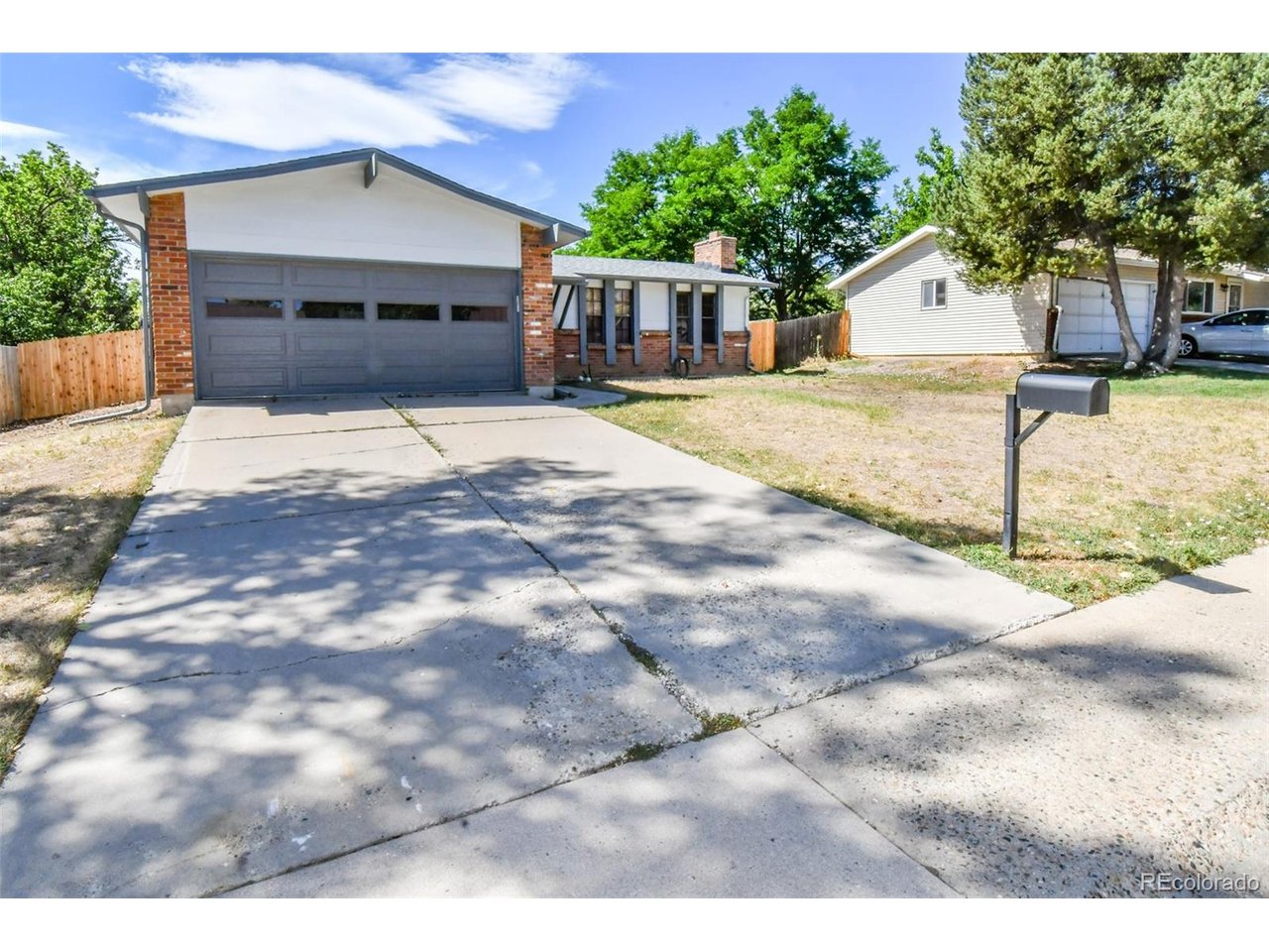 Photo of 6888 W Roxbury Ave Littleton CO 80128