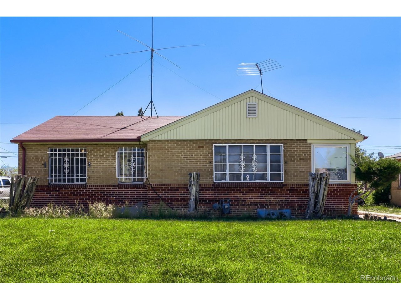 Photo of 3058 Ivanhoe St Denver CO 80207