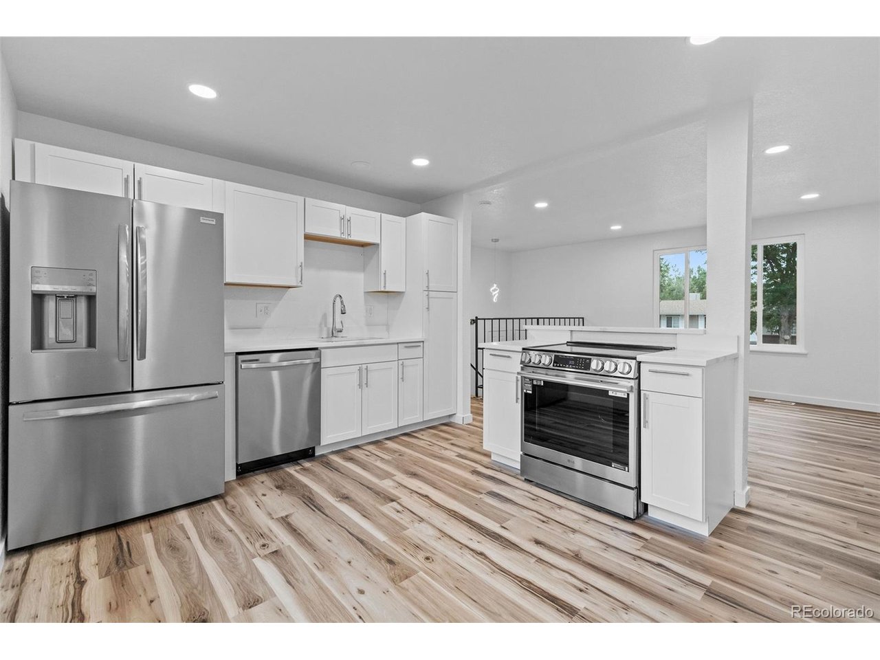 Photo of 2882 S Mobile St Aurora CO 80013