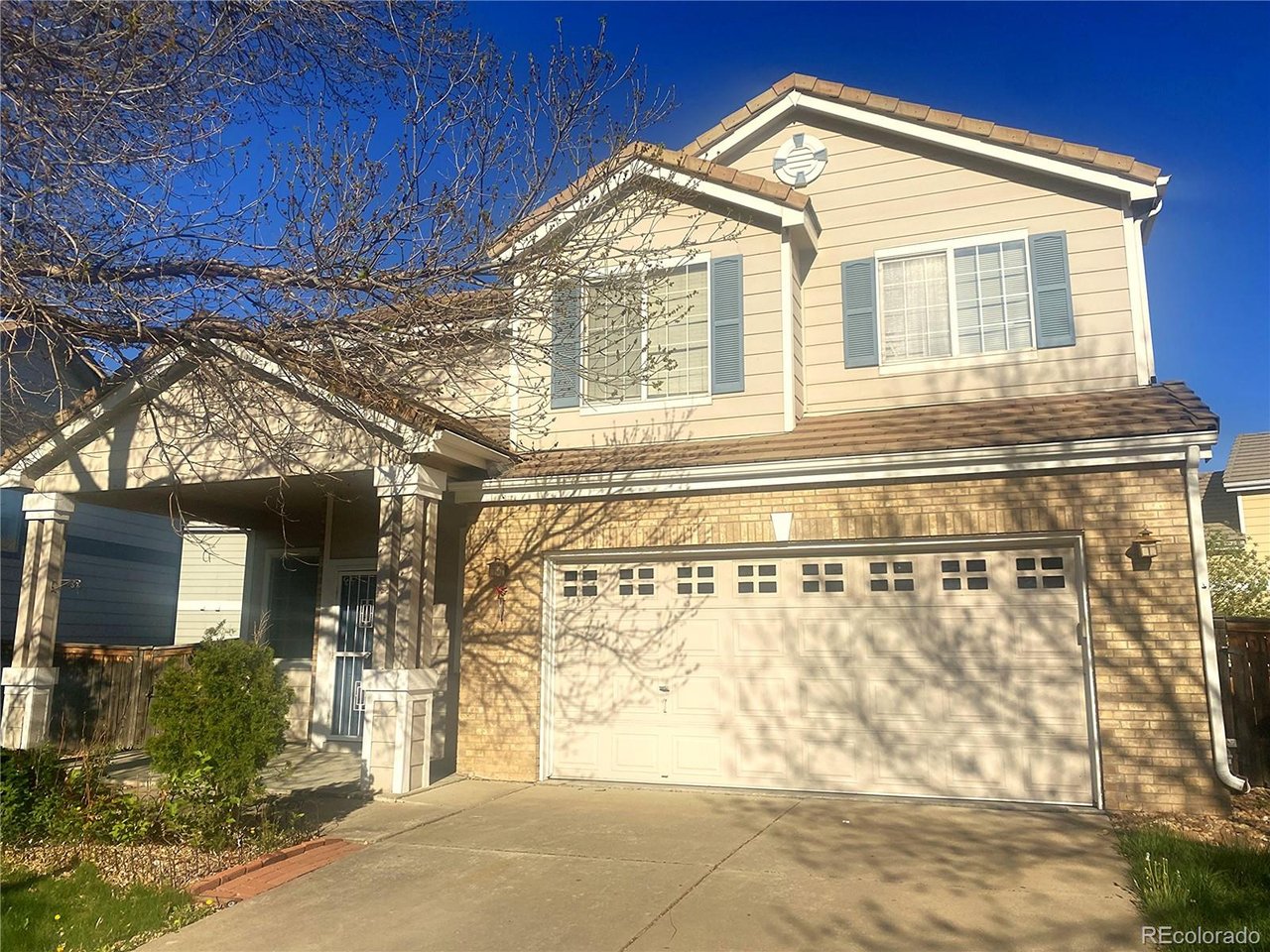 Photo of 407 Ivory Cir Aurora CO 80011