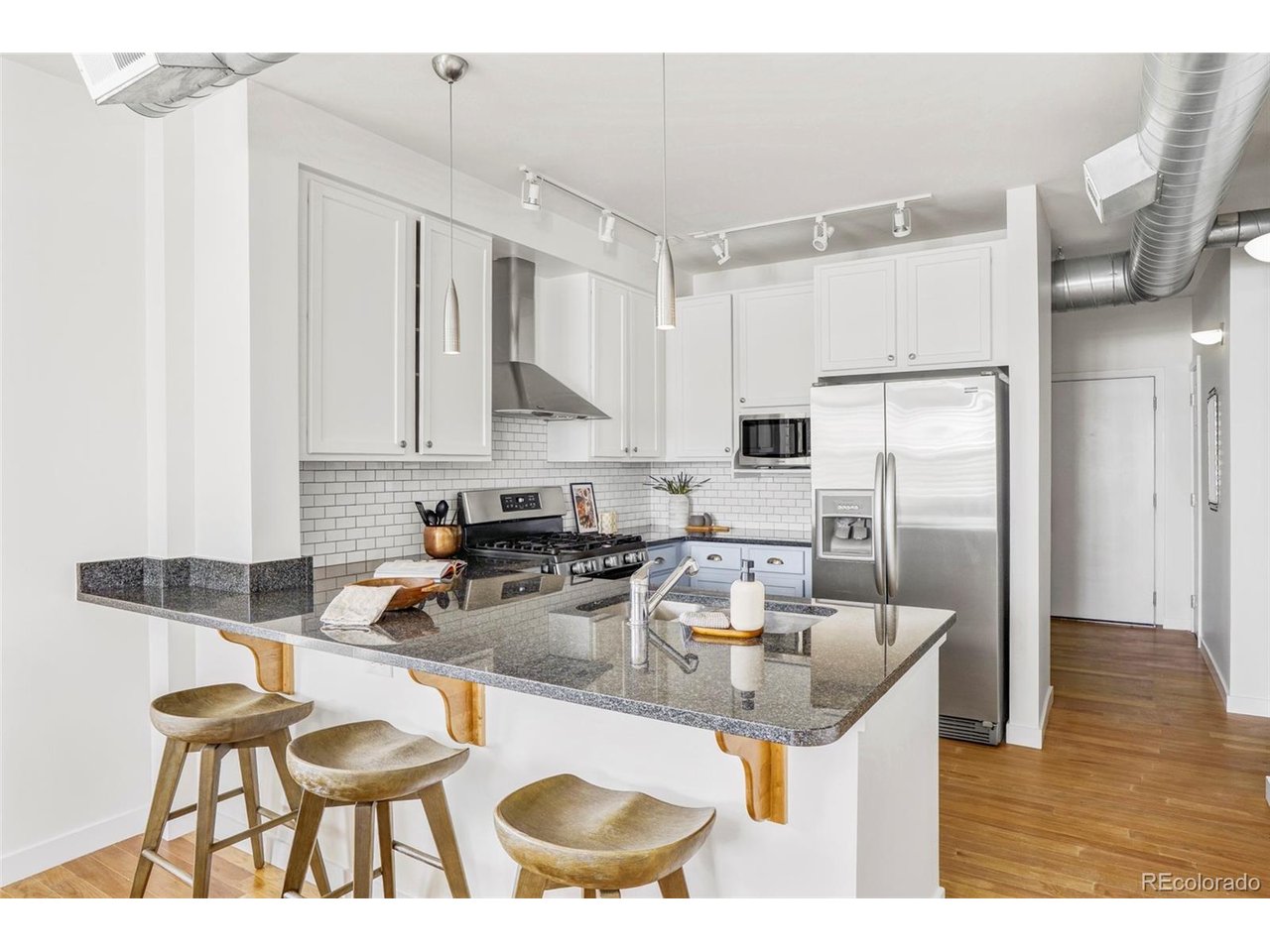 Photo of 1313 S Clarkson St #208 Denver CO 80210