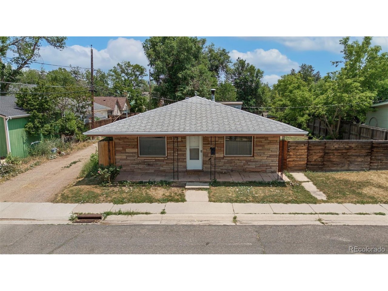 Photo of 406 S Harrison Ave Lafayette CO 80026