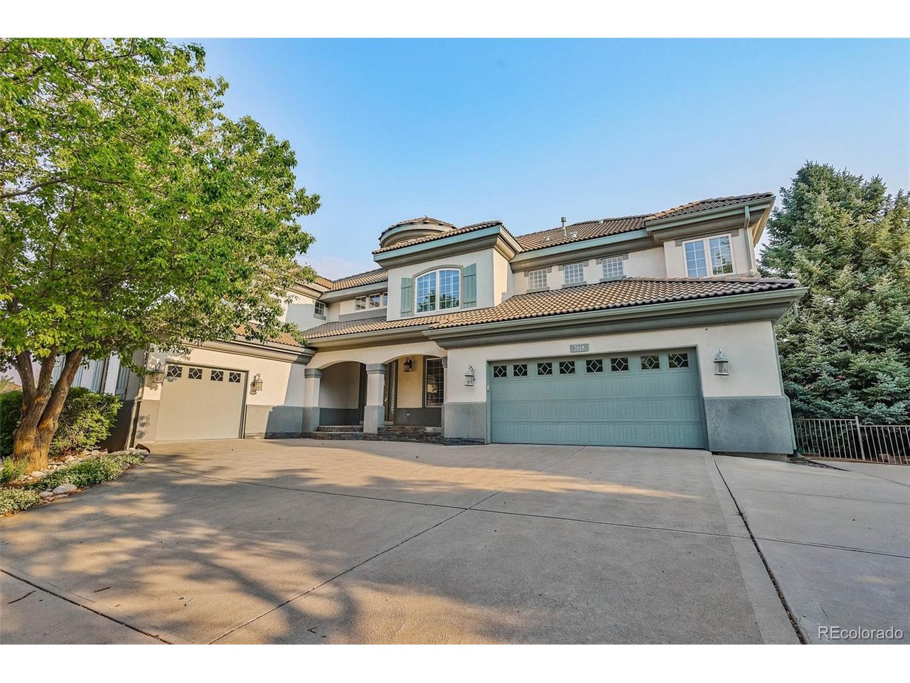 Photo of 7018 S Netherland Way Aurora CO 80016