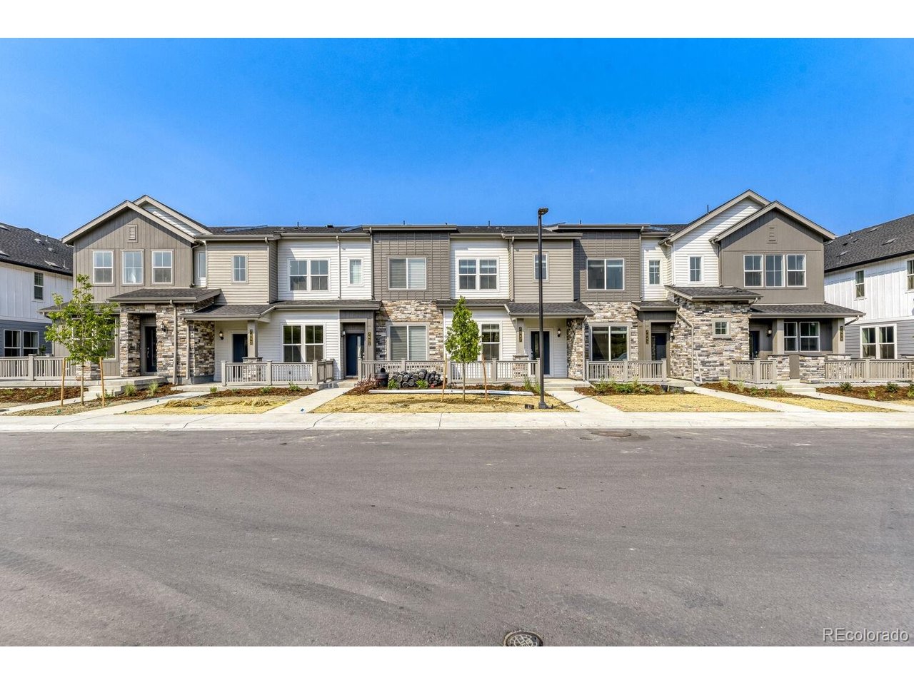 Photo of 7639 S Mobile Way Centennial CO 80016