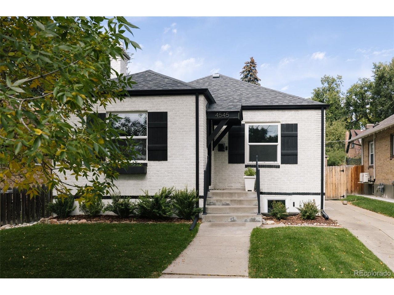 Photo of 4545 Batavia Pl Denver CO 80220