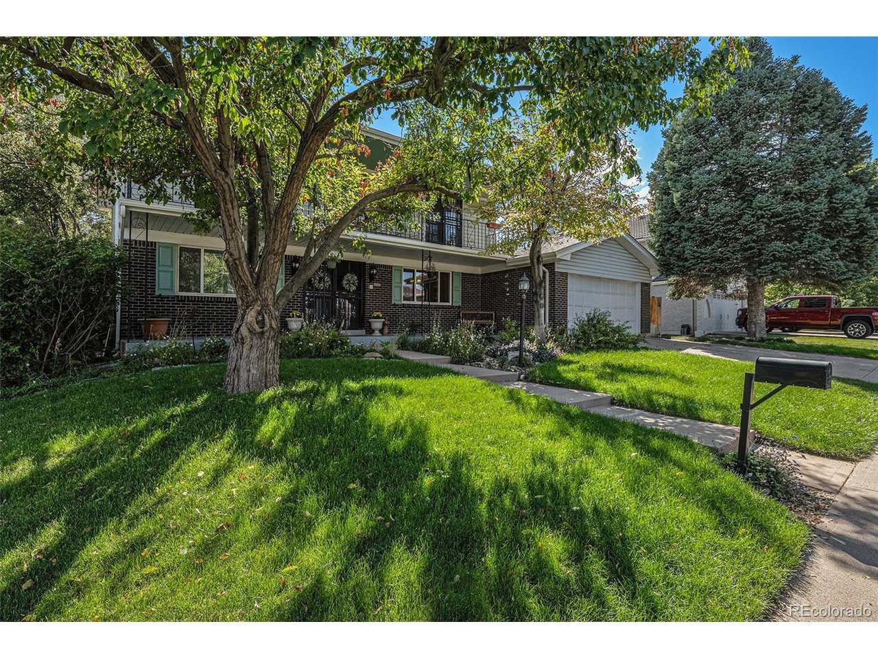 Photo of 7622 E Nassau Ave Denver CO 80237