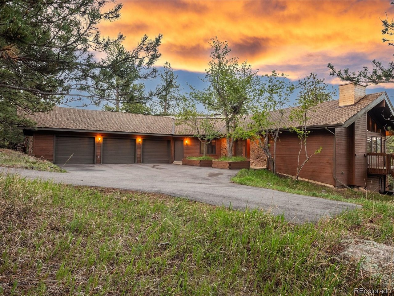 Photo of 2184 Pinedrop Ln Golden CO 80401