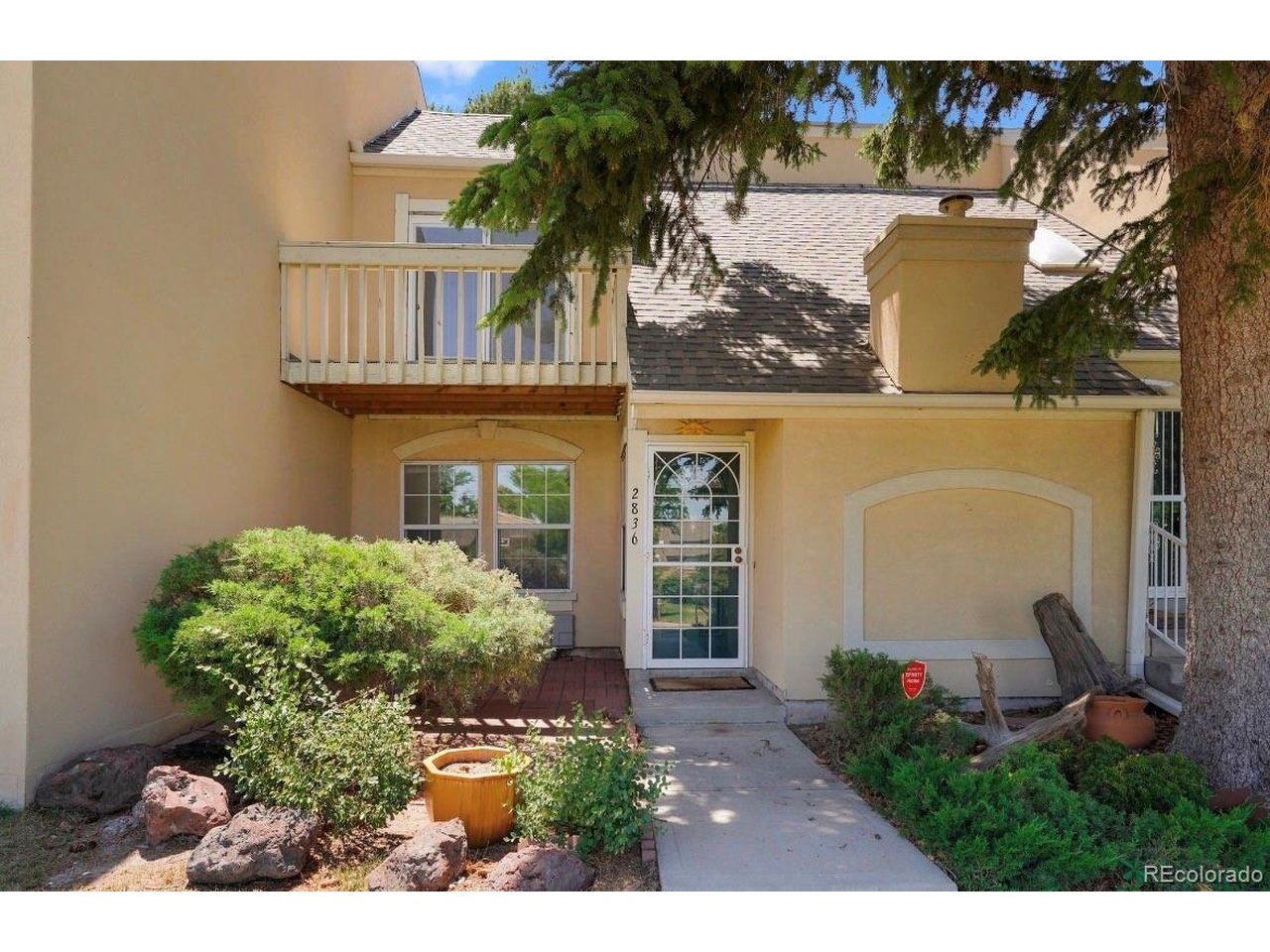 Photo of 2836 S Vaughn Way Aurora CO 80014