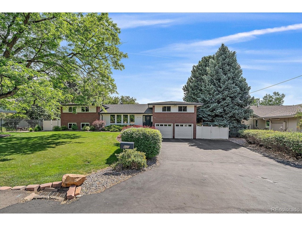 Photo of 930 Reed Ct Lakewood CO 80214