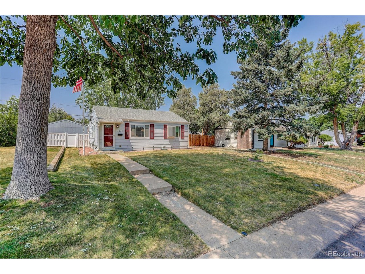 Photo of 2635 S Linley Ct Denver CO 80219