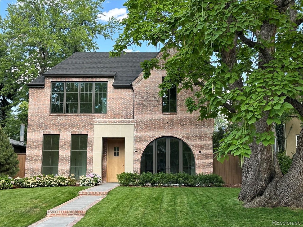 Photo of 2520 S Fillmore St Denver CO 80210