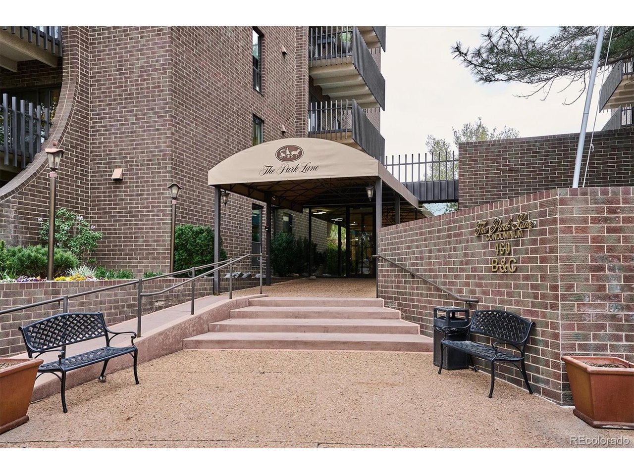 Photo of 460 S Marion Pkwy #C-1001 Denver CO 80209