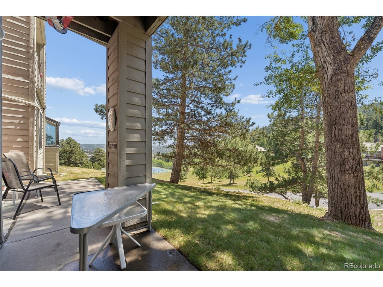 Photo of 752 Ridgeside Dr Golden CO 80401